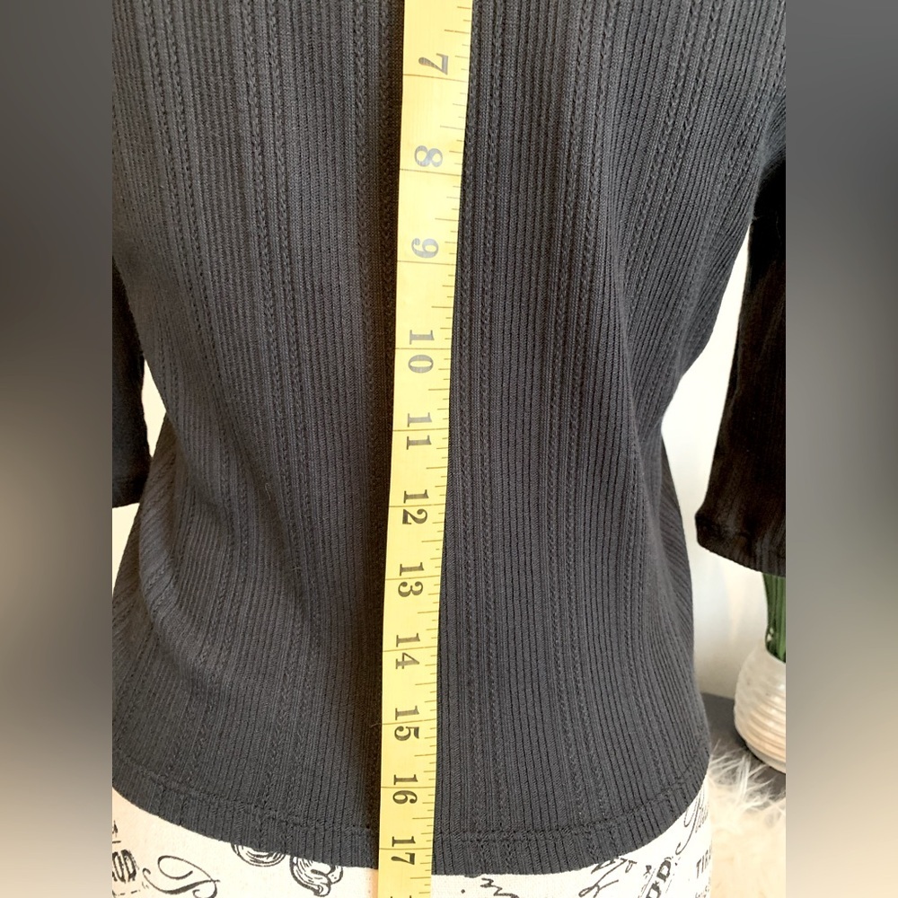 LEVI’S Black Ribbed snap button Crop Top - Picture 7 of 8